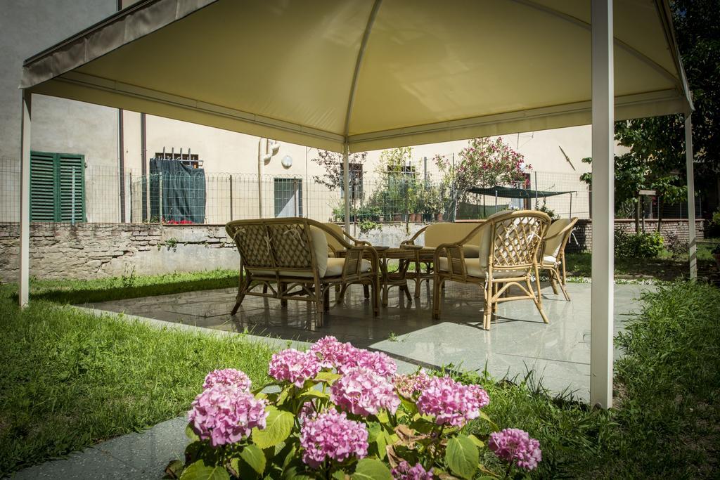Locanda Dei Fiori 피스토이아 외부 사진